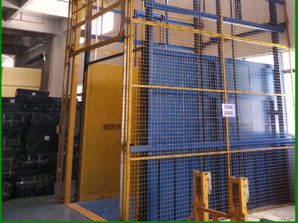 室內升降平臺封網(wǎng)