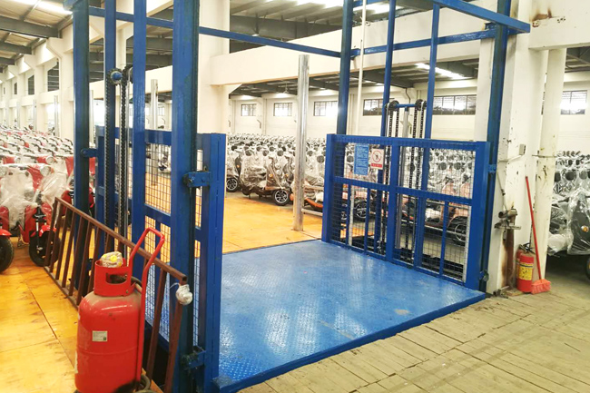 地下車(chē)庫(kù)液壓升降機(jī)應(yīng)用設(shè)計(jì)