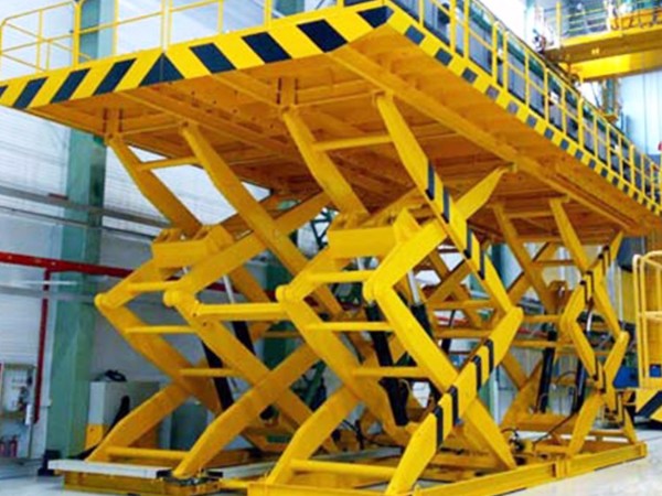 怎樣安全地操作移動(dòng)式升降平臺(tái)？